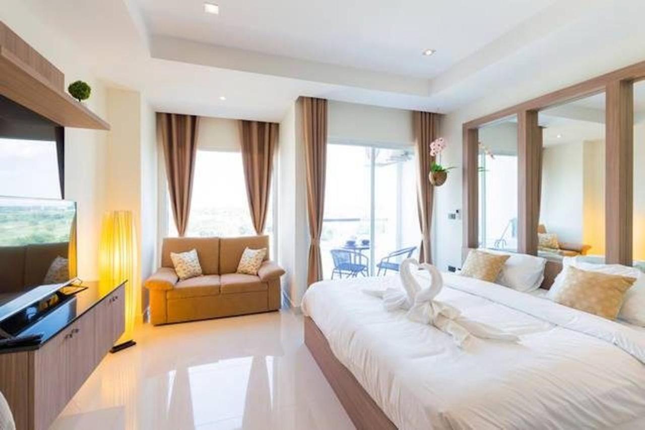 Nam Talay Jomtien Beach Exterior foto